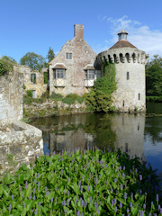 Scotney Castle Ruins